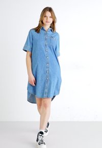 Lee ALL PURPOSE A LINE DRESS - Haljina-majica - stroke of luck