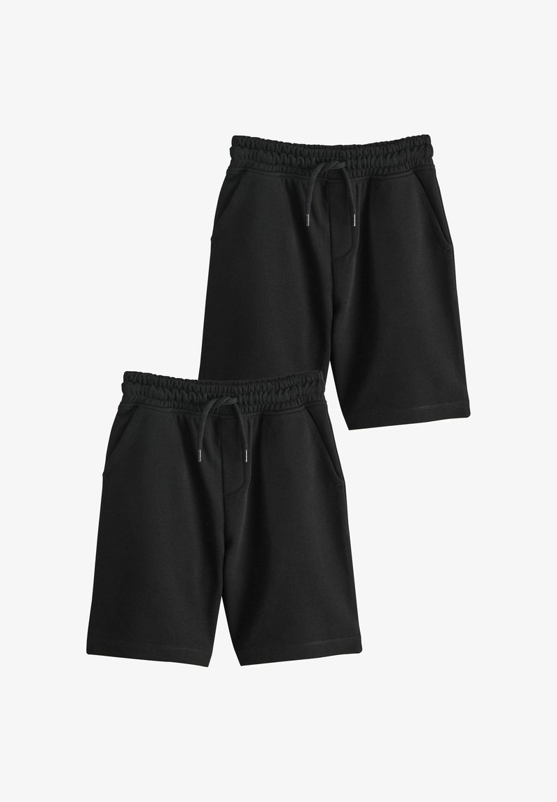 Dva para običnih crnih kratkih hlača s elastičnim pojasom, vezicama i bočnim džepovima, prikazani na bijeloj pozadini.