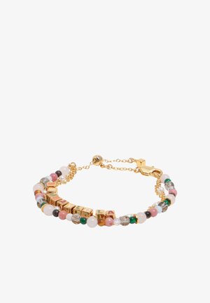 Goldene Gliederarmband mit bunten rundförmigen Perlen und goldenen Würfelbuchstaben, die "KINDVILLA" auf weißem Hintergrund buchstabieren.