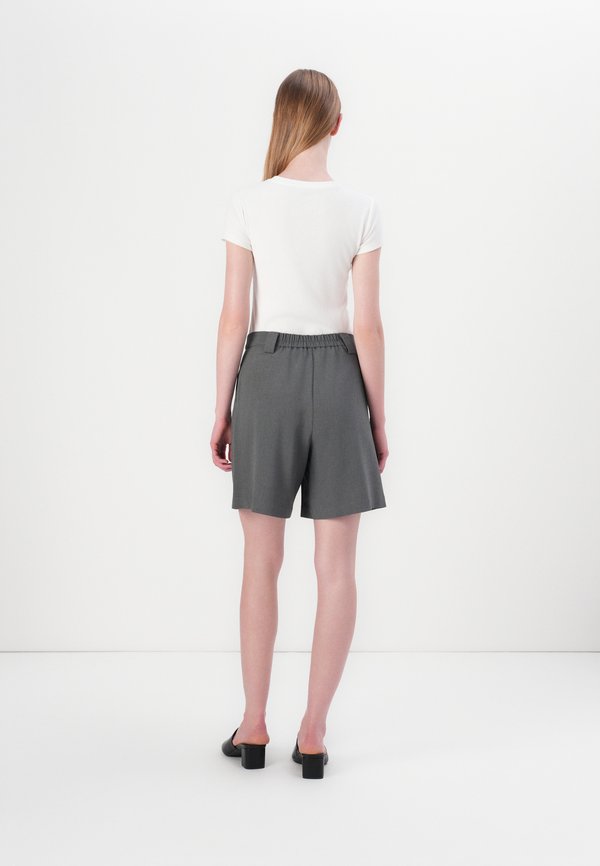 ONLSVEA LIFE BERMUDA - Shorts2