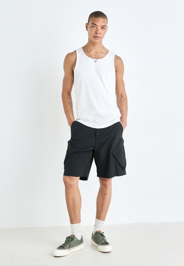 BEN WASH - Trainers3