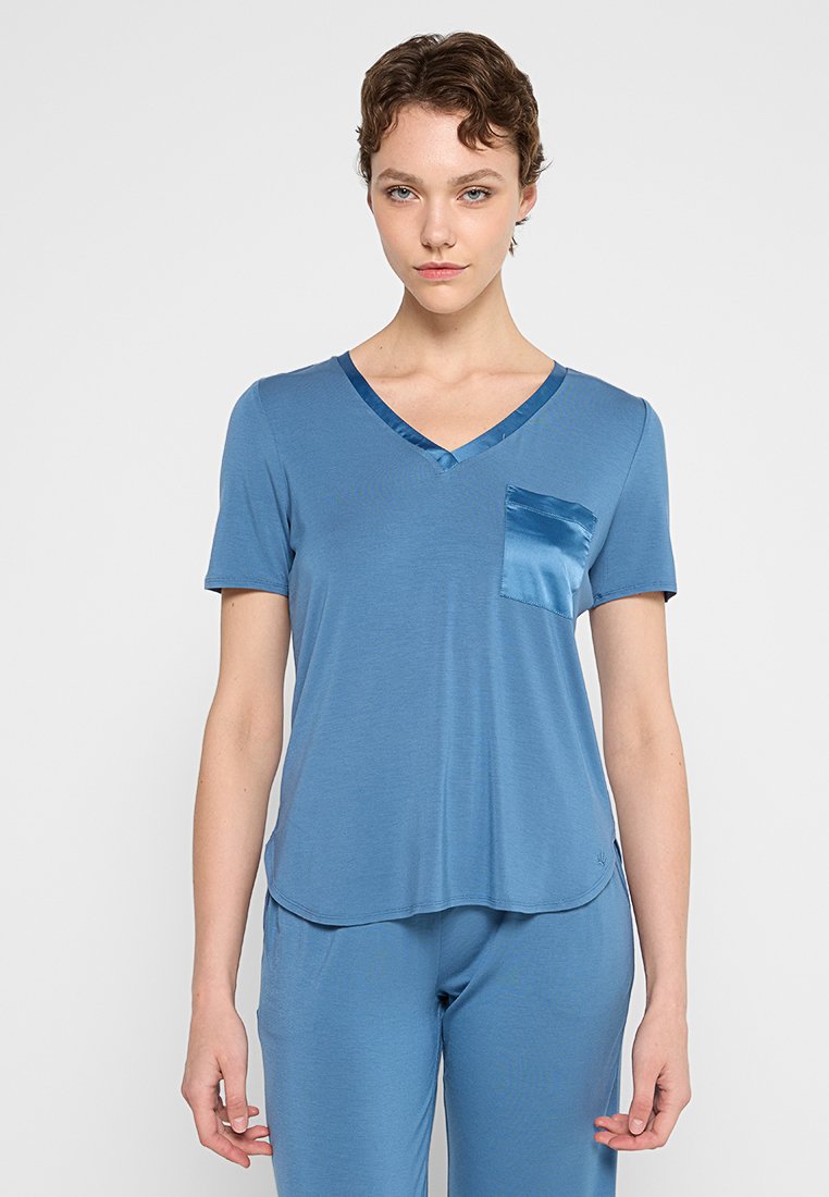 Triumph Pyjamashirt lichtblauw Triumph Pyjamashirt lichtblauw