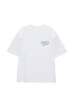 Gray short-sleeve t-shirt in a soft texture. Features a blue embroidered text "Game of Hearts" on the left chest area.