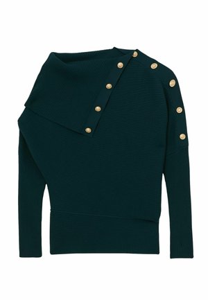 Blågrøn ribstrikket trøje med asymmetrisk design, der har en draperet krave og guldknapper langs skulderen som ekstra detaljer.