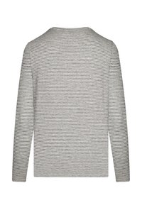 Grauer und weiß gemusterter Pullover mit langen Ärmeln, rundem Ausschnitt und strukturiertem Strickstoff. Einfaches, modernes Design mit minimalen Details.