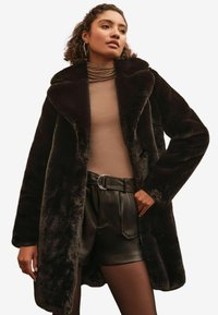 LONGLINE - REGULAR FIT - Téli kabát - black