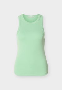 Unselected, fresh green