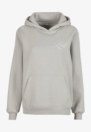 Lys grå hoodie med kengurupose, snoretræk til hætten og teksten "LAD OS BLIVE TABT" i hvid kursiv. Blødt, afslappet stof.