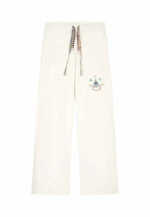 Pantalones blancos con piernas anchas, cordón tejido multicolor y pequeños símbolos y texto bordados en el muslo izquierdo.