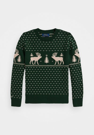 Sweater malha verde escuro com padrões em bege de renas e árvores de pinho, colarinho, punhos e barra canelados, etiqueta Polo Ralph Lauren dentro do colarinho.