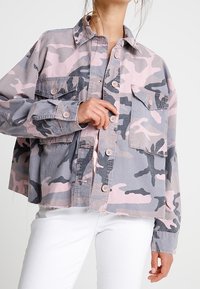 Topshop Petite Kurtka wiosenna