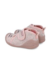 Pantofole in feltro rosa chiaro con un design a motivo. Presentano cinturini regolabili e suole in gomma testurizzata. Materiale morbido e flessibile.