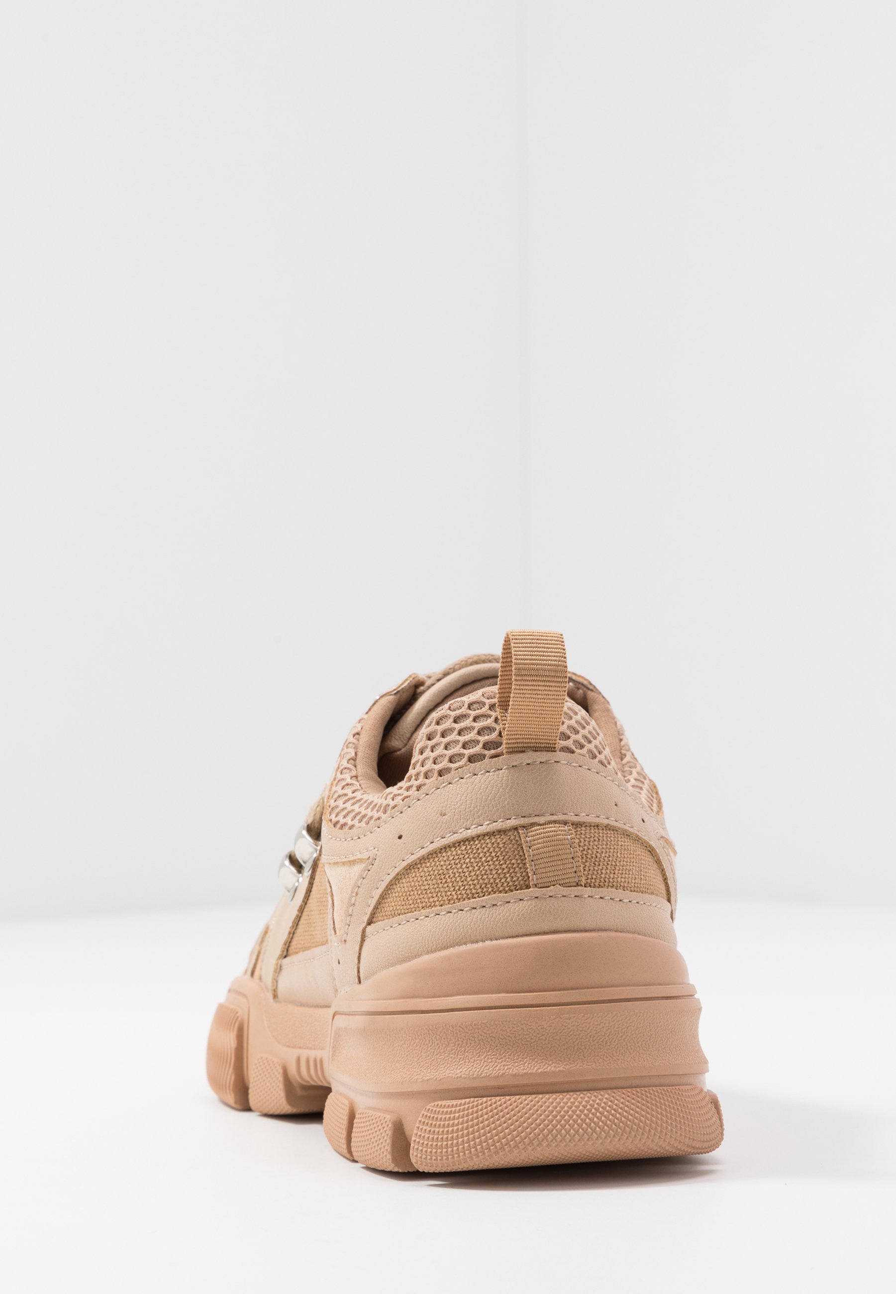 Missguided DETAIL LACE UP TRAINER Joggesko nude Zalando.no Missguided DETAIL LACE UP TRAINER Joggesko nude Zalando.no