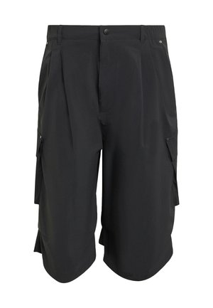 Pantaloni cargo neri realizzati in tessuto leggero, caratterizzati da pieghe, tasche laterali e chiusura con bottone. Texture liscia e design a lunghezza ginocchio.