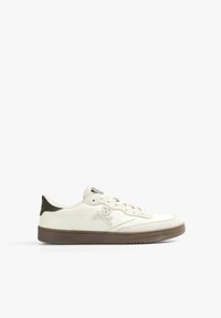 Scalpers FORD - Sneakers laag - off white