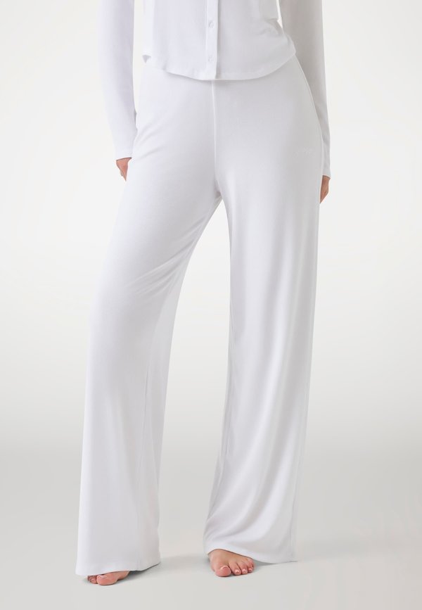LIA  RELAXED FIT - Nachtwäsche Hose - weiß