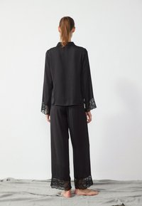 Anna Field SET - Nattplagg set - black