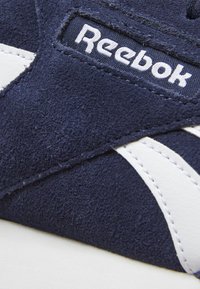 Reebok Classic GLIDE RIPPLE - Zapatillas - vector navy   cloud white   vector navy