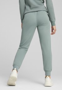Puma ESS SMALL NO 1 - Tréningruha alsók - green moon