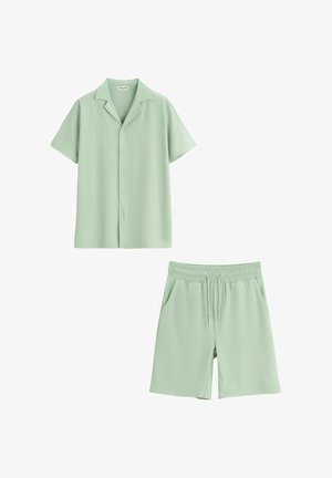 FRILIVIN, ENSEMBLE CHEMISE SHORT - Pantalon de survêtement - vert