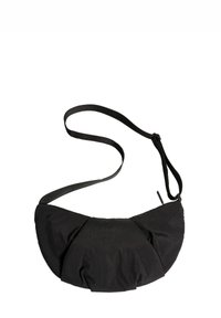 QUILTED - Skuldertasker - black
