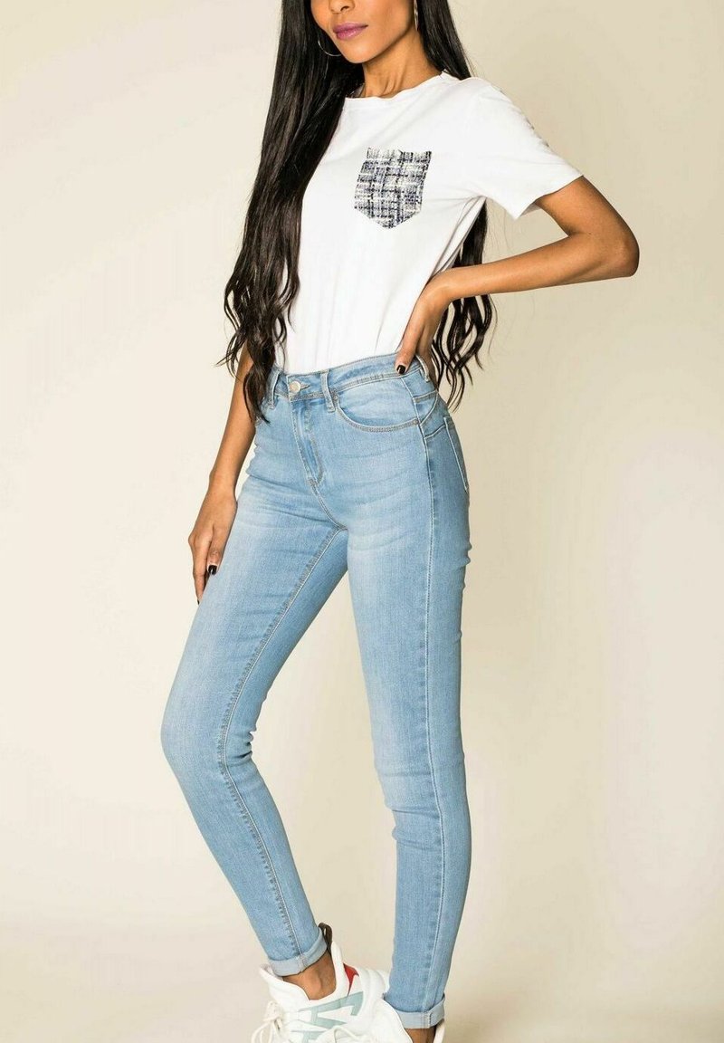 Damen Skinny | Nina Carter EFFEKT MID USED WASH Jeans Skinny Fit hellblau - RJ85520 Damen Skinny | Nina Carter EFFEKT MID USED WASH Jeans Skinny Fit hellblau - RJ85520