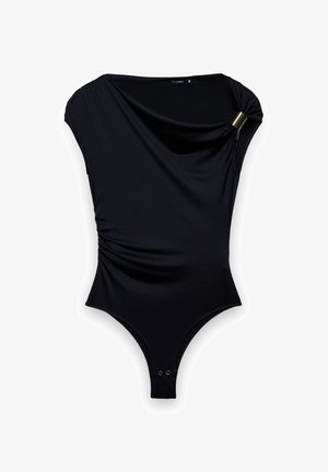 Czarny body z dekoltem typu draped, krótkimi rękawami i marszczeniem po bokach. Posiada złote akcenty oraz zatrzaski na dole.