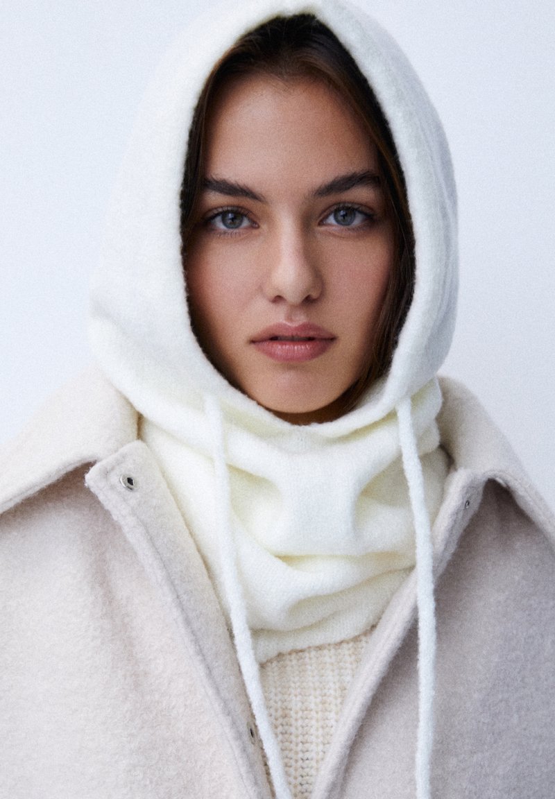 PULL&BEAR Kopftuch white/weiß Zalando.at