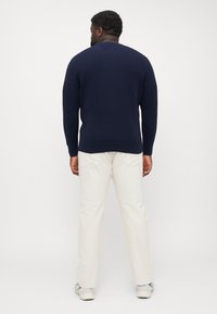 Tommy Hilfiger ESSENTIAL STRUCTURE CREW NECK - Jumper - desert sky