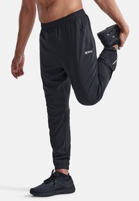 2XU Pantalones deportivos - black silver reflective