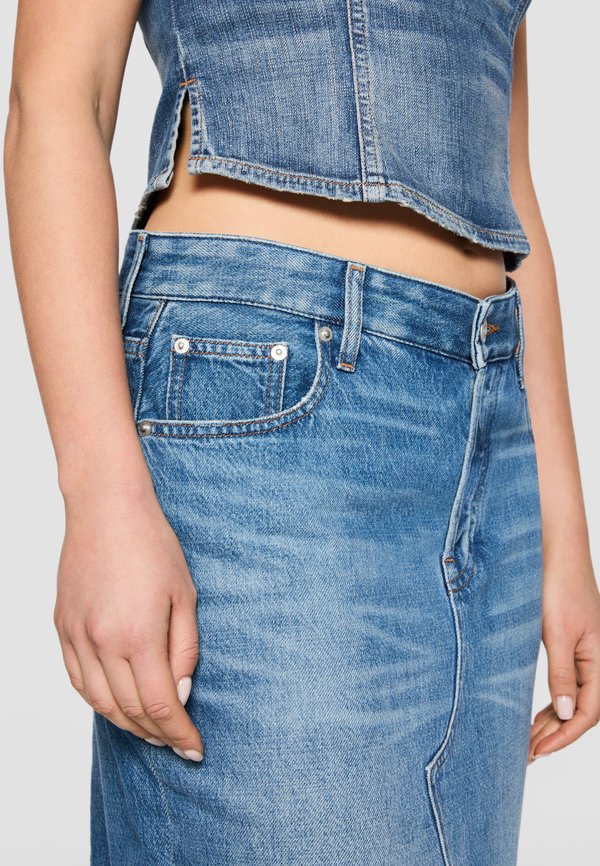 EXCLUSIVE GIRL LONG SKIRT - Pencil skirt - indigo wash2