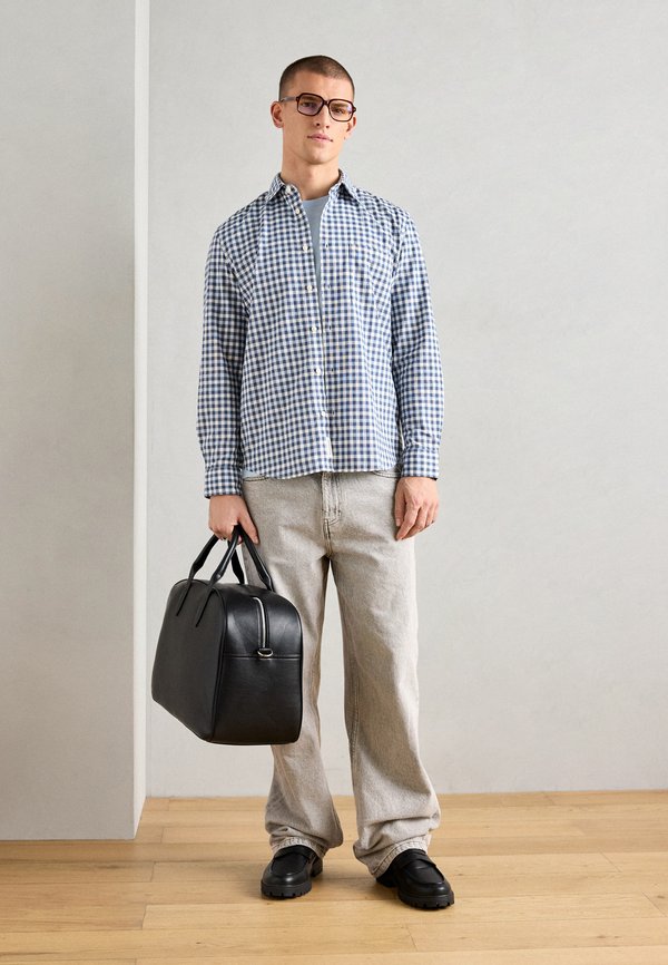 KENT COLLAR LONG SLEEVES ONE RECTANGULAR CHEST POCKET ROUND HEM - Shirt - storm3