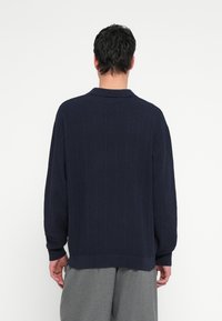 Redefined Rebel GUSTAVO BOXY FIT - Maglietta a manica lunga - ecru