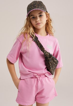 WE Fashion Cappellino - light brown