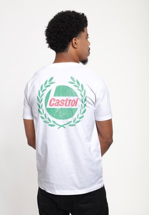 Bílá bavlněná tričko s krátkým rukávem, které na zádech obsahuje zeleno-červený grafický design loga "Castrol" obklopeného vavřínovými listy.