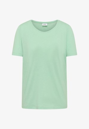 Miętowa bawełniana koszulka z krótkim rękawem, okrągłym dekoltem i metką "CECIL" wewnątrz kołnierza, przedstawiona z przodu na białym tle.