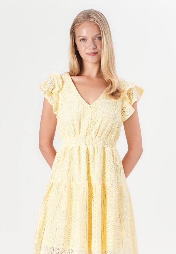 VMHONEY V NECK SHORT DRESS - Day dress - anise flower2