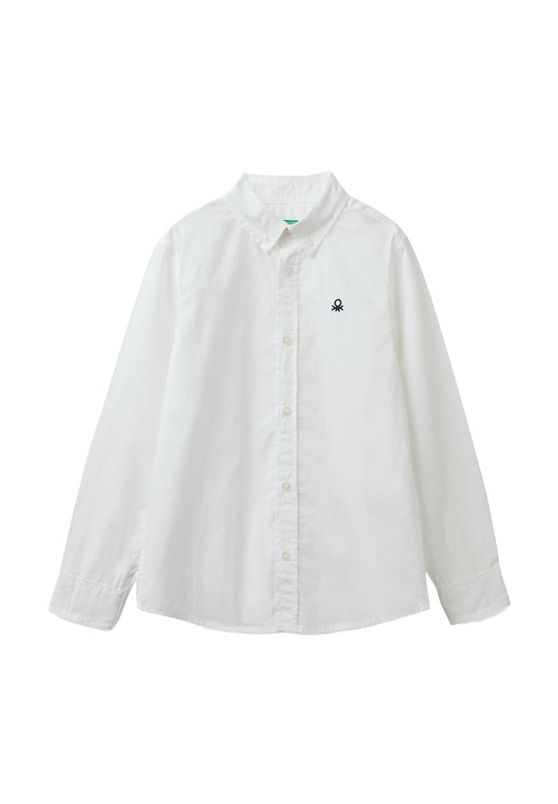 Camicia bianca in cotone a maniche lunghe con colletto button-down. Presenta un piccolo logo di un polpo blu navy sul lato sinistro del petto e un'orlo dritto.