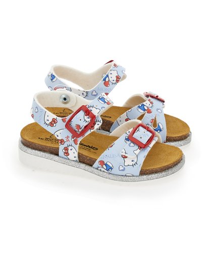 Παιδικά ανοιχτό μπλε σανδάλια με σχέδια Hello Kitty, κόκκινες αγκράφες, φελλινοί πάτοι και λαμπερές ασημένιες άκρες σε λευκές σόλες.