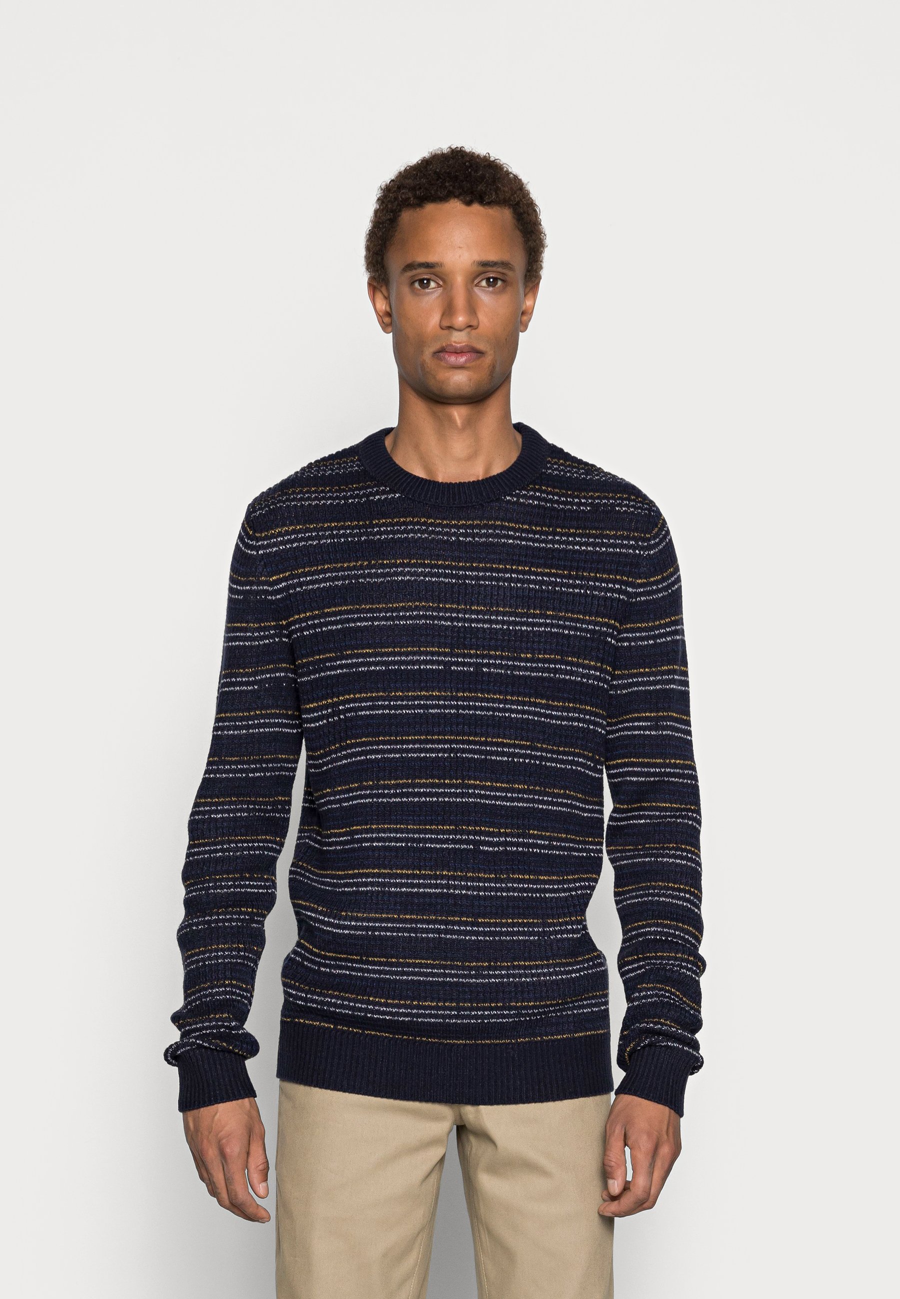 crew neck blazer