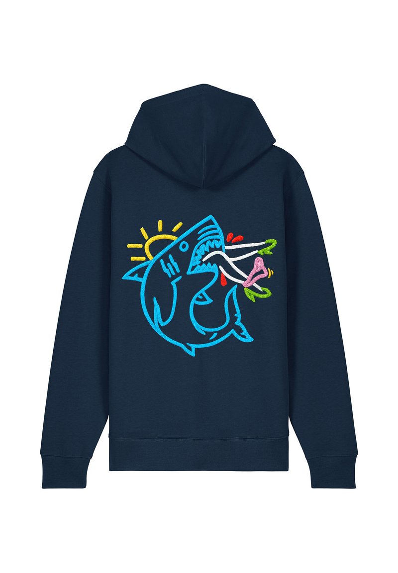 Felpa blu navy con un grande grafiche di uno squalo ricamato e colorato, con un sole, fiori e accenti vivaci sul retro.