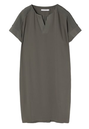 Khaki groene jurk met korte mouwen, met een V-hals en zijzakken. Gladde stof met een relaxte pasvorm en iets boven de knie lengte.
