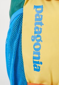 Patagonia REFUGITO DAY PACK 18L UNISEX - Turistinė kuprinė - conifer green