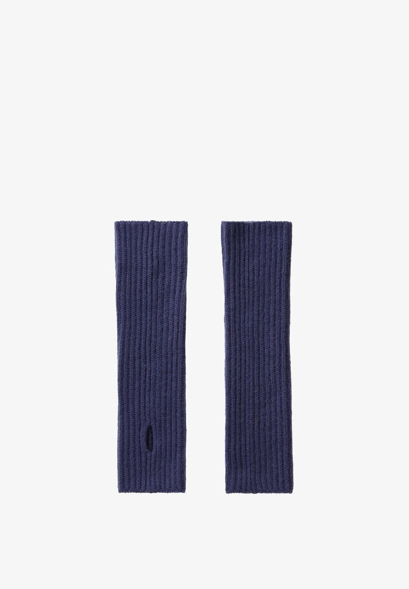 Hladké námořnické rukavice bez prstů, vyrobené z pleteného materiálu. Funkce otvoru pro přístup k palci zajišťuje pohodlí a flexibilitu při nošení.