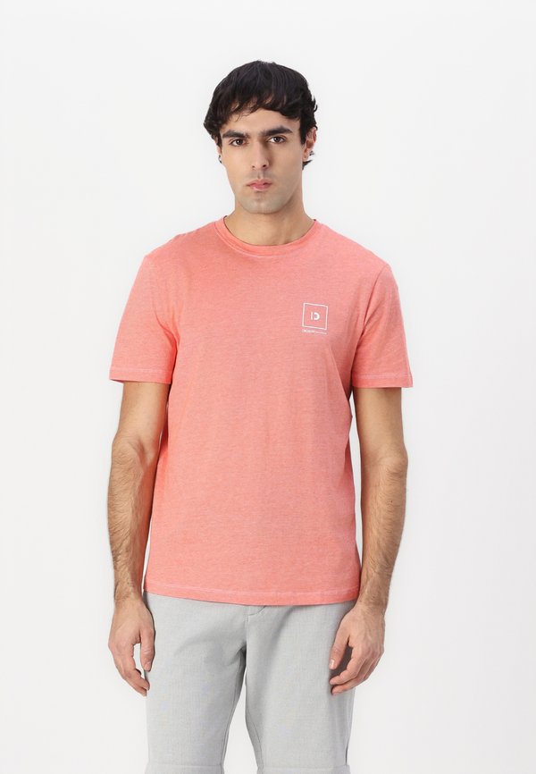 ROUNDED HEM - Print T-shirt - deep orange