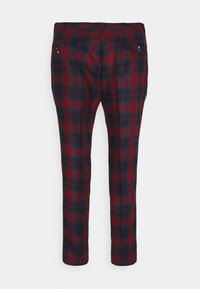 Rode en marineblauwe geruite broek met een slim fit, voorzien van achterzakken en een gladde textuur. Ontworpen met subtiele hardware-accenten.