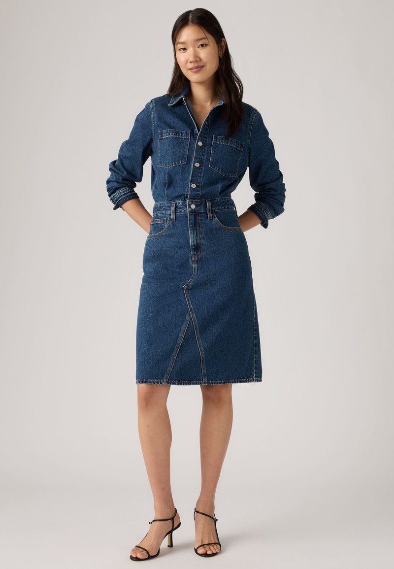 Levi's® LS A LINE WESTERN DRESS - Denim dress