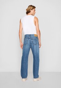 Calvin Klein Jeans 90'S STRAIGHT - Traperice ravnih nogavica - tinted stone