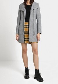 ONLY Abrigo corto - mottled light grey