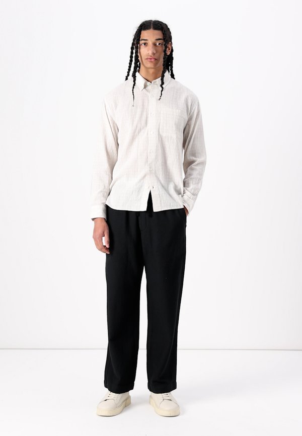 BAGGY PULL ON - Trousers2